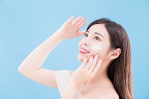 Giải đáp: “Đang Peel Da Có Dùng Kem Chống Nắng Được Không?”