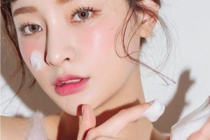 Review Kem Chống Nắng Nâng Tone Che Khuyết Điểm