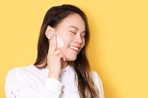 Sự Thật Về: Không Dùng Kem Chống Nắng Da Vẫn Đẹp