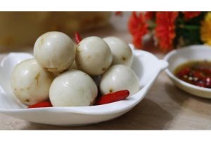 Ăn Cà Pháo Có Nổi Mụn Không? Sự Thật Bạn Cần Biết