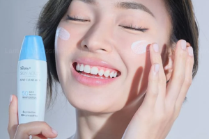 Review sữa chống nắng Sunplay Skin Aqua có tốt không?